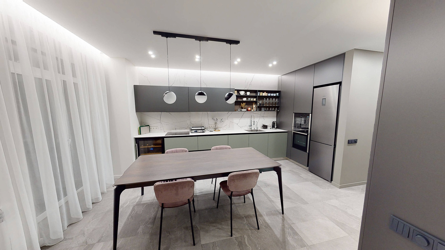 Pobediteley Ave. 135B, kompleks mieszkaniowy „D3”